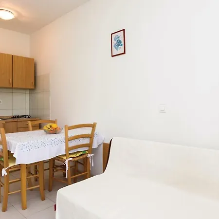 One-bedroom In * Seline